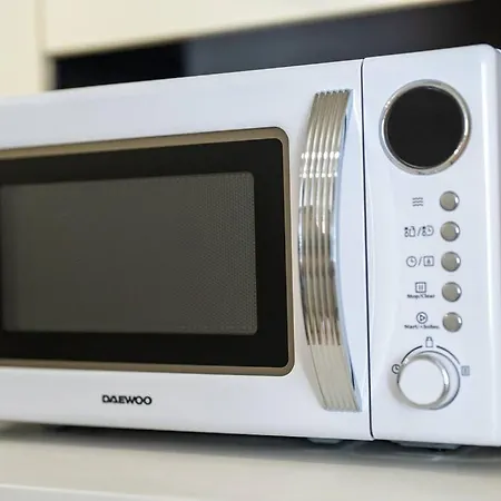 Center 1-bedroom Flat Next To Mall Of Διαμέρισμα