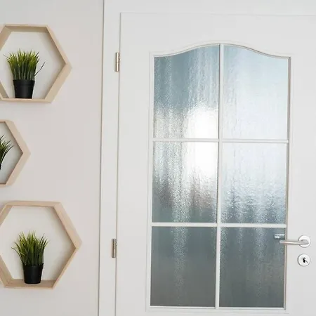 Center 1-bedroom Flat Next To Mall Of *