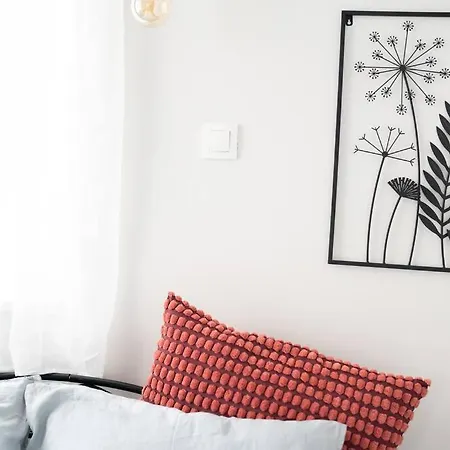 Center 1-bedroom Flat Next To Mall Of София